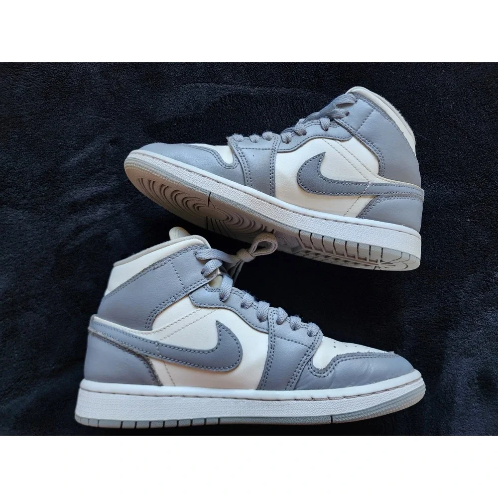 Nike Air Jordan 1 Mid Stealth White Grey BQ6472-115 Womens 6.5 Sneaker